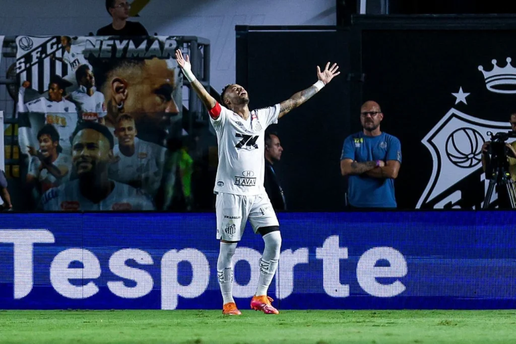 Com Neymar de volta, Santos vence Sport e sai da zona de rebaixamento
