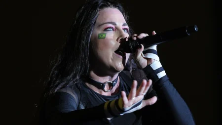 A opinião de Amy Lee (Evanescence) sobre a atual nostalgia do rock anos 2000