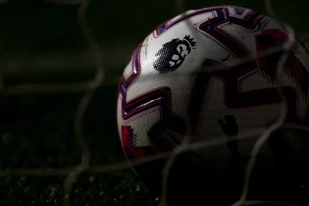 Ex-astro da seleção inglesa é preso suspeito de tentativa de estupro