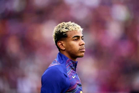 Yamal evita comparações com Messi: “Quero seguir meu próprio caminho”